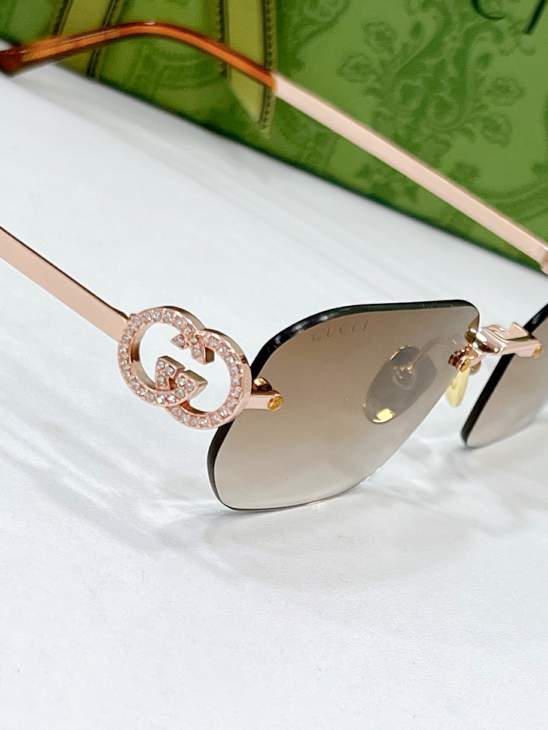 Picture of Gucci Sunglasses _SKUfw79164375fw